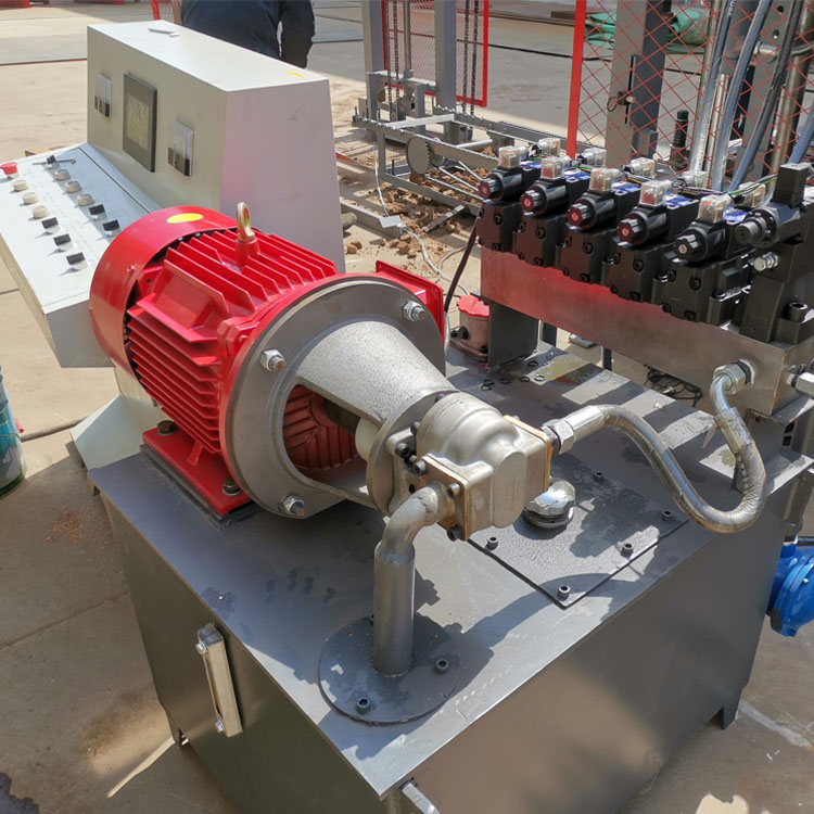 Block Machine For Sale In Dominican Republic QTJ4-15 Automated Block Making Machine Paving Block Mak(图4)